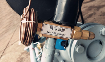 風(fēng)冷箱式冷水機(jī)停機(jī)時應(yīng)該注意哪些？